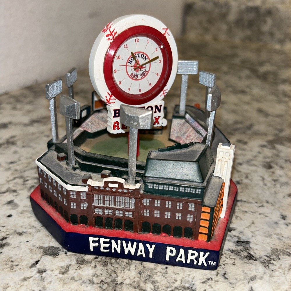 Boston Red Sox Fenway Park Vintage Collectors Stadium‎ Clocks Mini Stadium